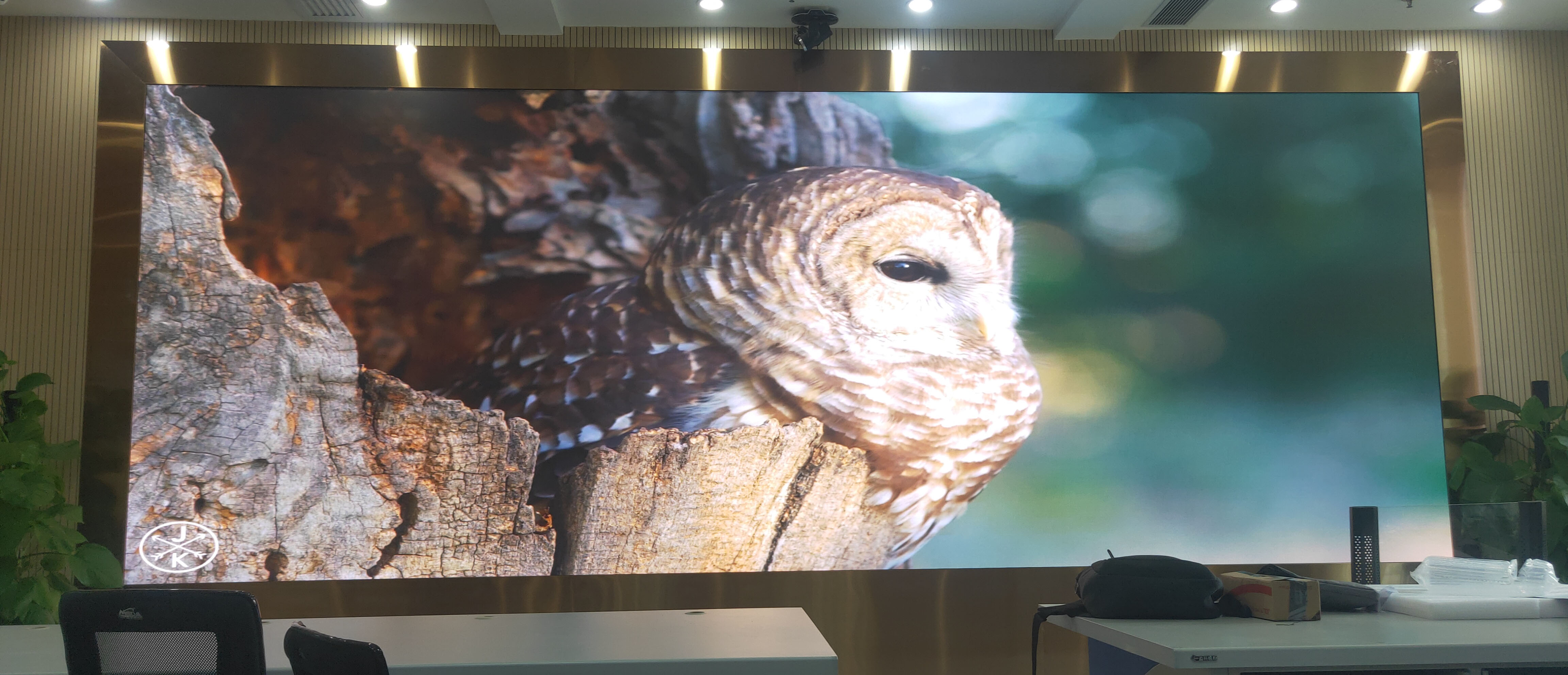 LED 室內(nèi)全彩屏