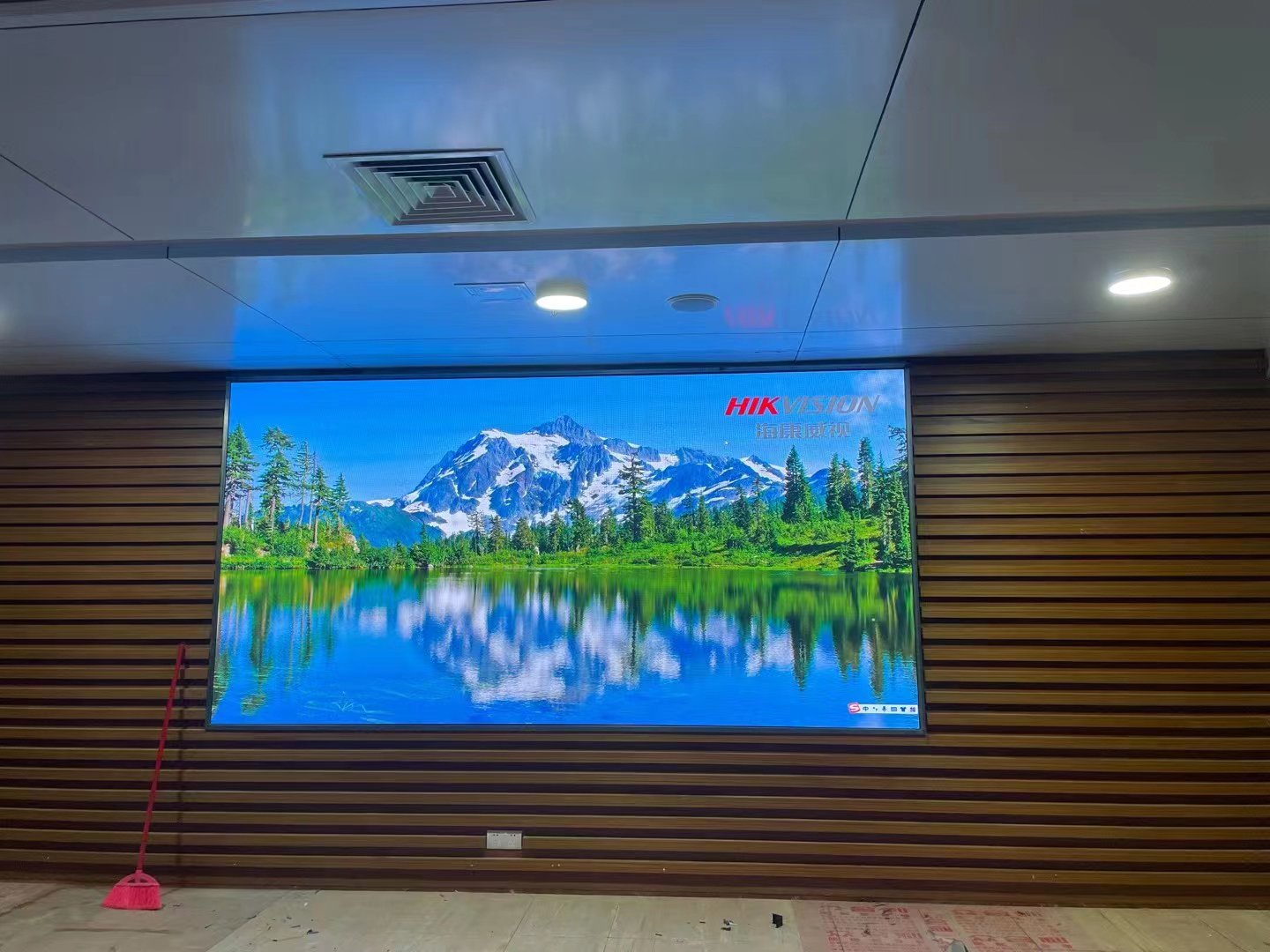 梅縣區(qū)某醫(yī)院?jiǎn)挝籔2